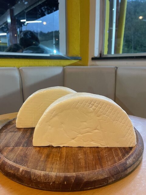 QUEIJO CANASTRA ARTESANAL FRACIONADO